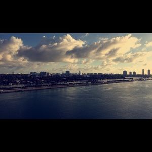 Meet your Posher, Nova